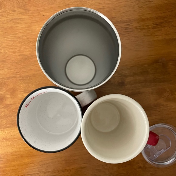 Tim Hortons Mugs - Picture 2 of 3